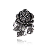 Bague Gothique en forme de Rose avec des Diamants