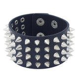 Bracelet Gothique <br /> à Rivet - L'Antre Gothique