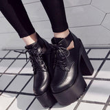 Gothic-Schuh mit Absatz<br> Rand