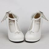 Gothic-Schuh mit Absatz<br> Gotisches Kreuz