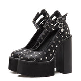 Chaussure Gothique à Talons Cuir