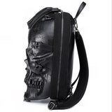 Gotischer Rucksack<br> in Form eines Totenkopfes