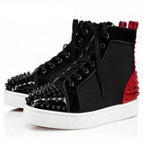 sneaker gothique rouge et noir