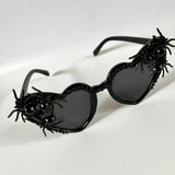 Lunettes de soleil gothiques cœur avec araignées en relief