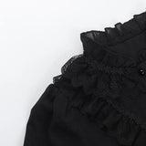 Chemisier gothique victorien noir en dentelle à taille cintrée