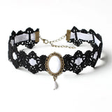 Collier Ras du Cou Gothique Vintage en Dentelle avec Pendentif en Verre