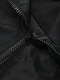 Gothic-Jacke mit Kapuze und nackten Schultern