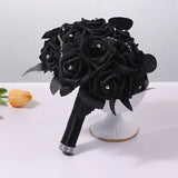 Bouquet de mariée gothique – Fleurs noires et rouges