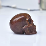 Petite sculpture crâne gothique en pierre naturelle – Modèle au choix