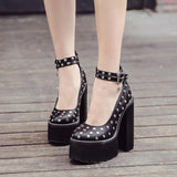 Gothic Heeled Shoe<br> Leather Toe Loop 