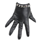 Gotischer Handschuh<br> Mit Nieten