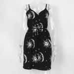 Gothic-Kleid<br> Schwarz bedruckte Sonne und Mond